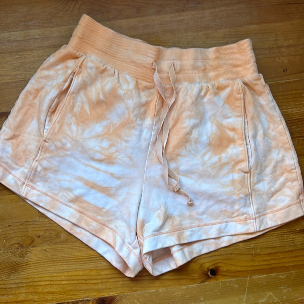 ALL IN MOTION Tie-Dye High Waisted Shorts Size Small - Picture 1 of 11